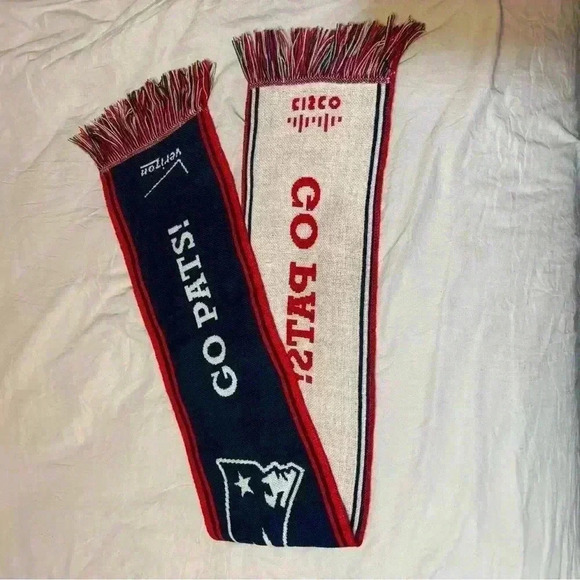 New England Patriots NFL Scarf - Picture 1 of 4